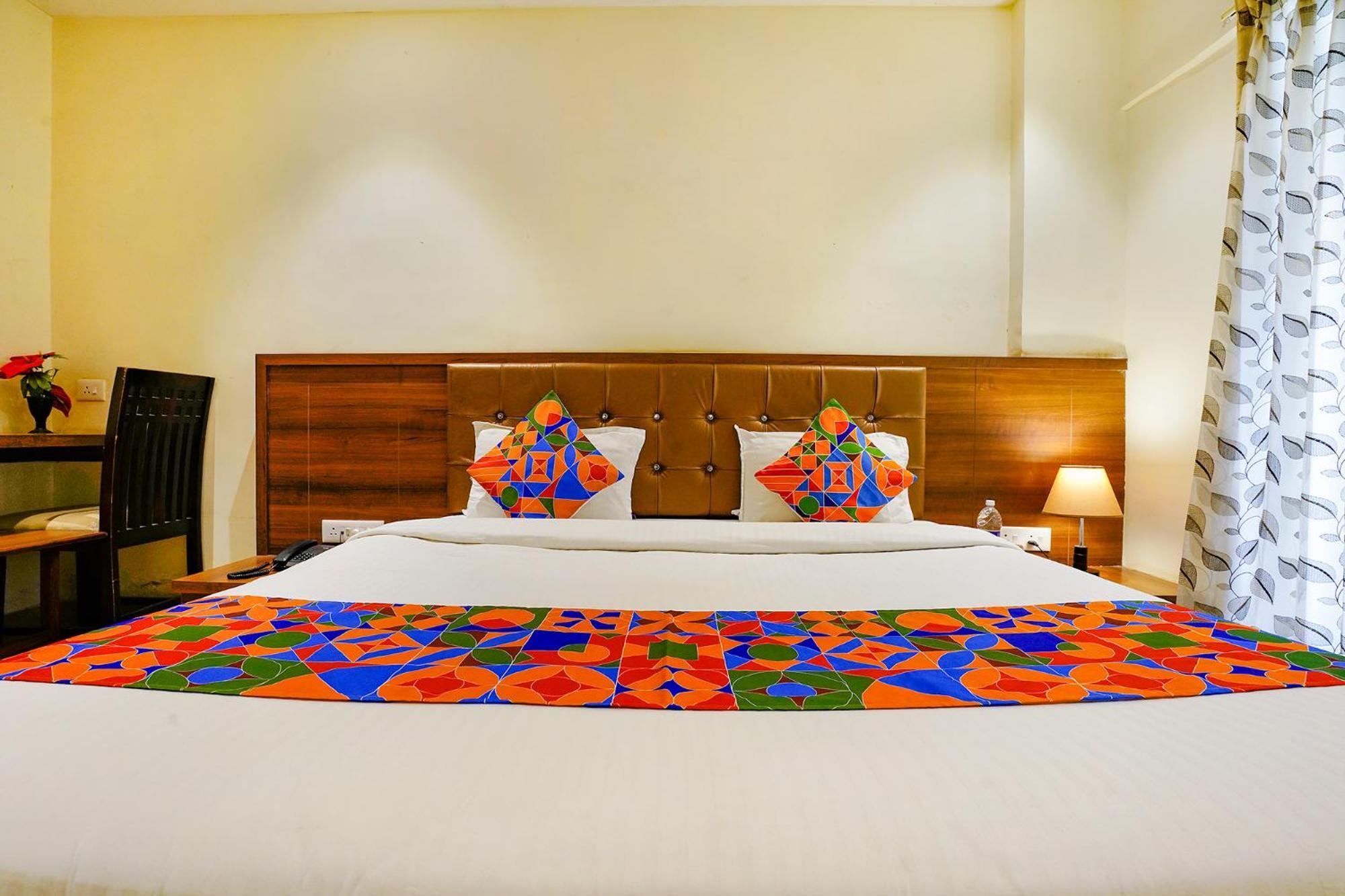 Fabhotel Prime Hangout - Narhe Yerandwane Екстер'єр фото